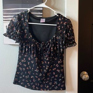 No Boundaries floral blouse size